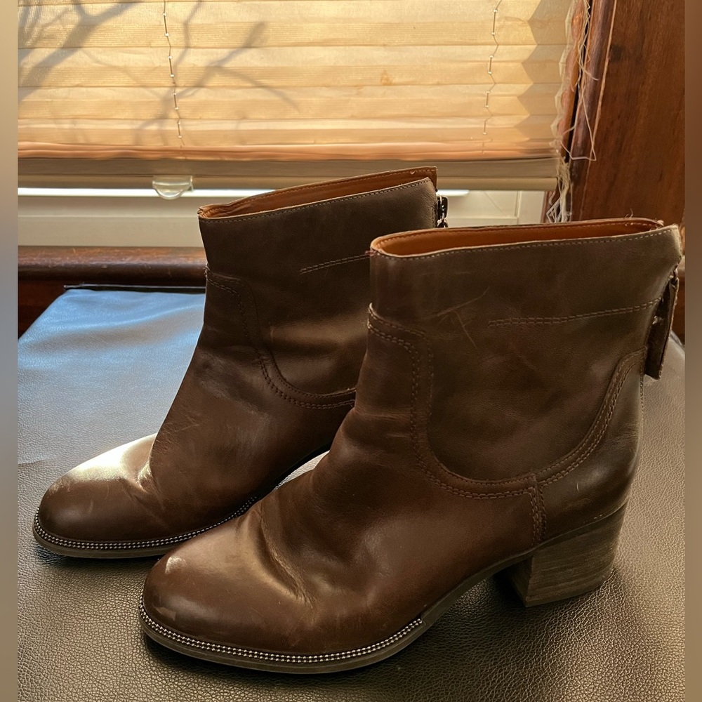 Franco Sarto Liliana Bootie Brown size 9